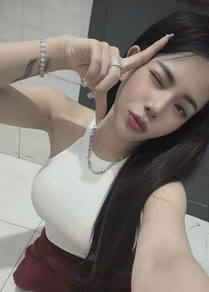 Luna – South Korean escort in Bangkok