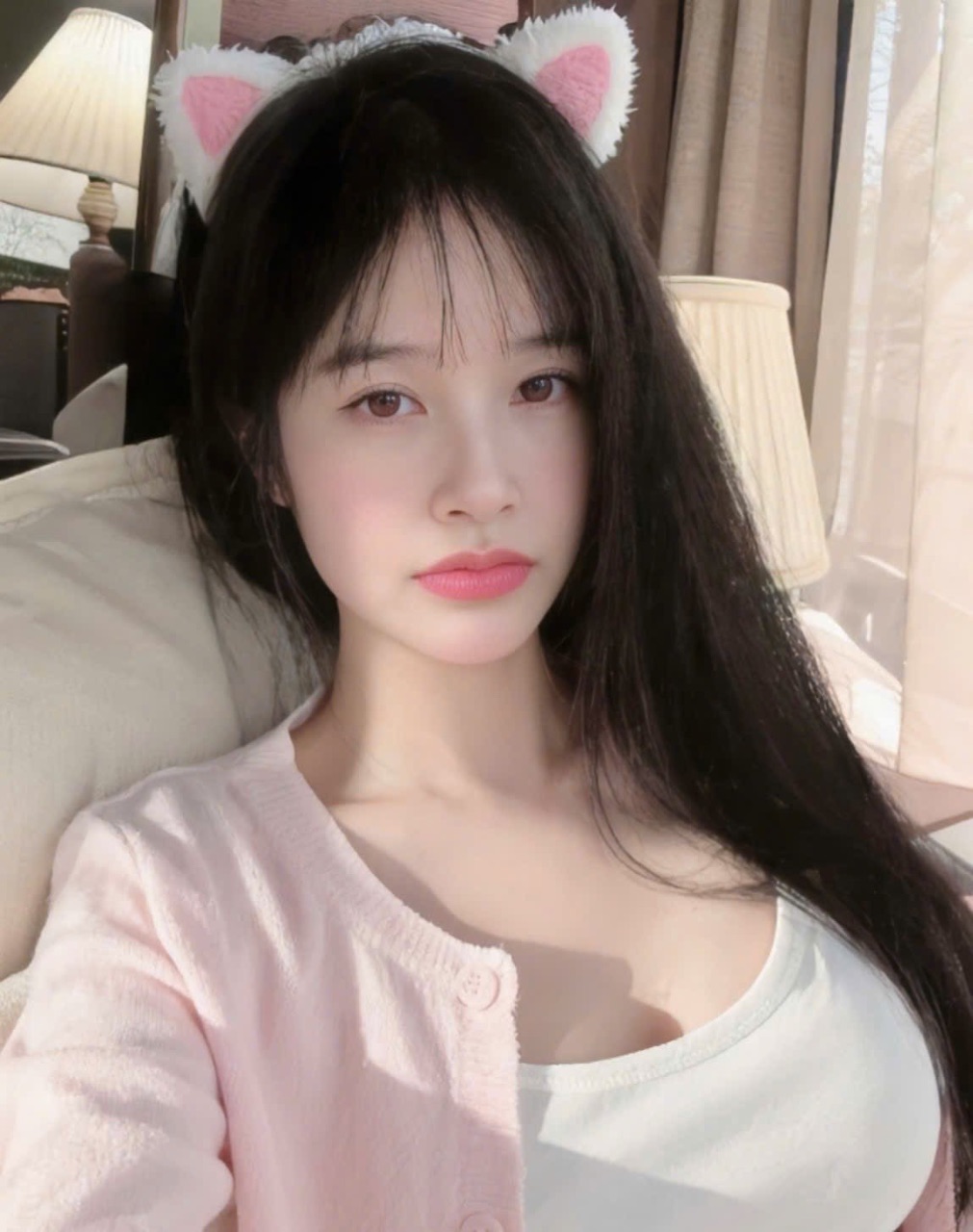 Emily sukhumvit 24h – Chinese escort in Bangkok