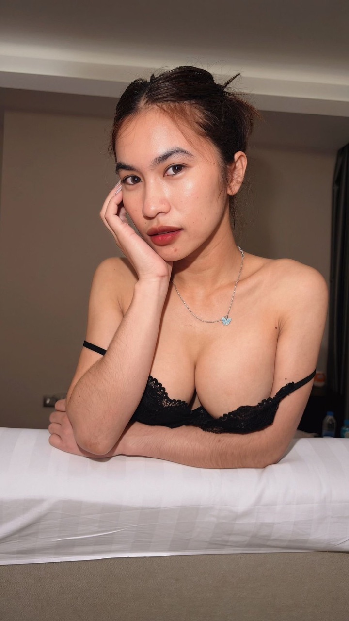 Natty Sukhumvit 11 – Thai escort in Bangkok
